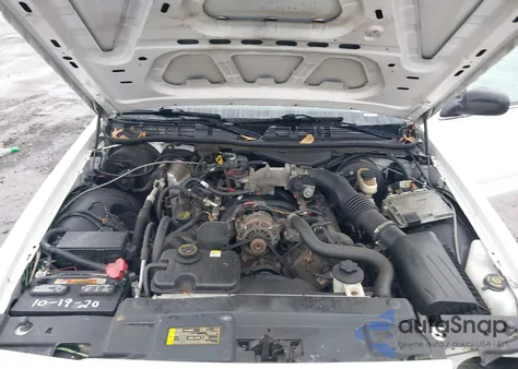 2011 Ford Crown Victoria Police Interceptor из США, поврежденный, VIN 2FABP7BV9BX101067